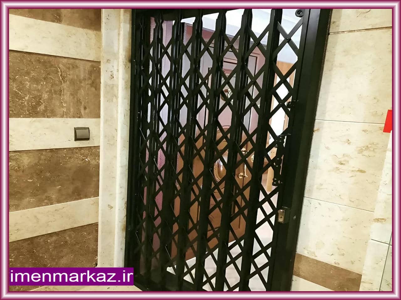 درب آکاردئونی آهنی ایمن مرکز؛ امنیت و زیبایی در یک انتخاب