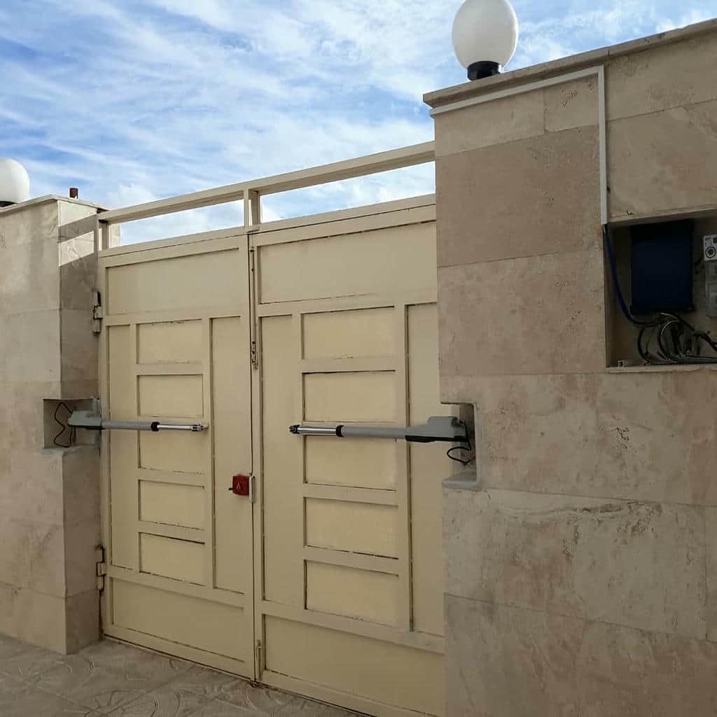 جک درب پارکینگ در ارومیه