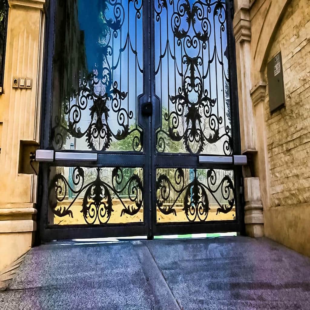 قیمت جک درب پارکینگ یراق مقاوم در اراک