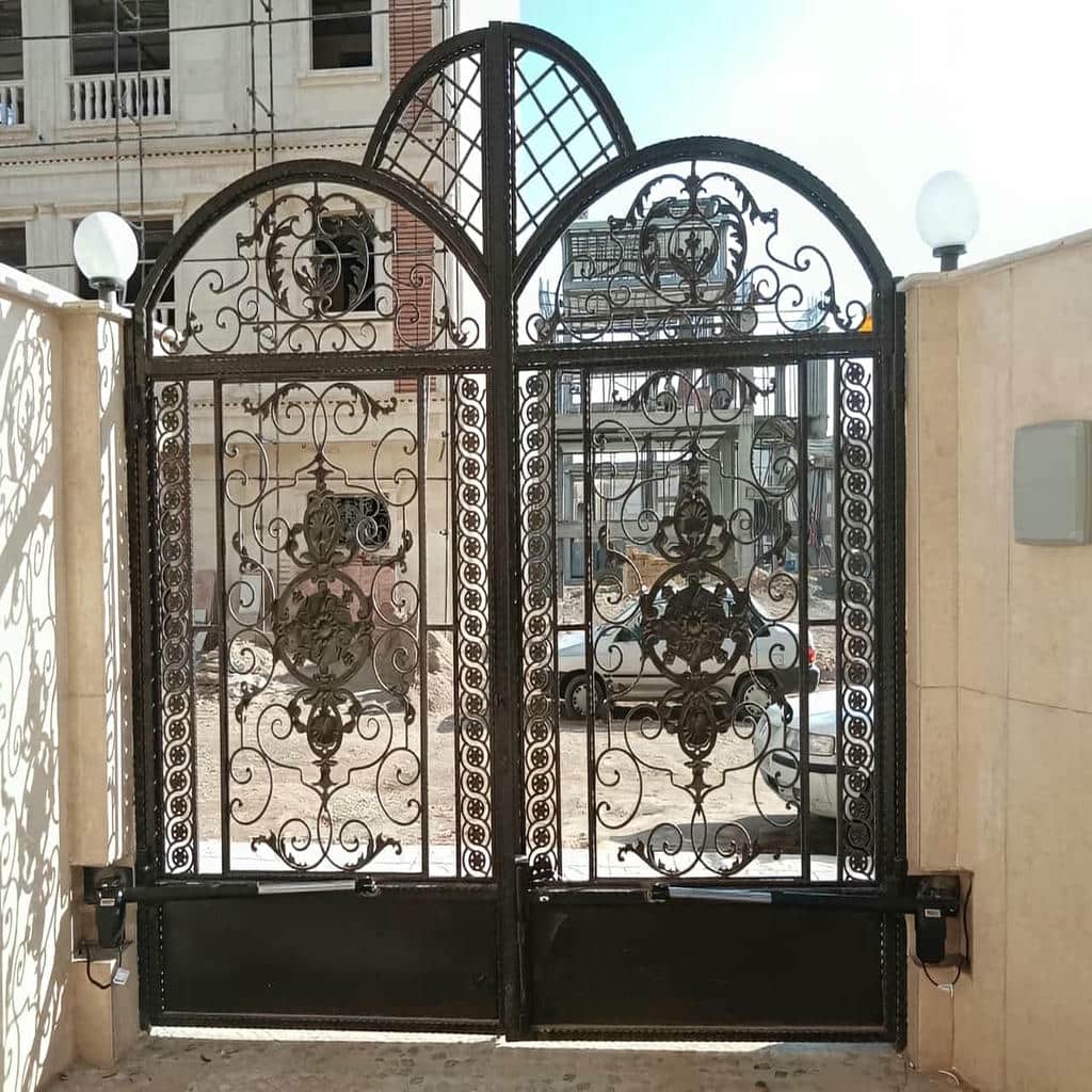 نصب جک درب پارکینگ آپارتمانی در نظرآباد
