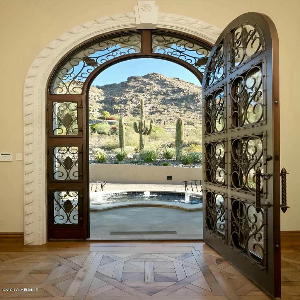خرید درب حیاط فرفورژه مقاوم در کردان