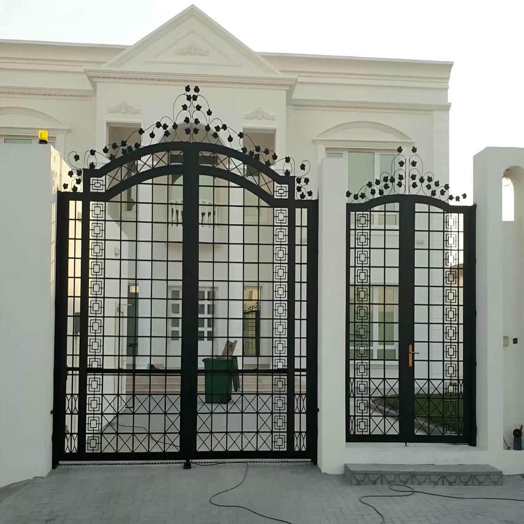 قیمت درب حیاط فرفورژه سفارشی در ایرانشهر