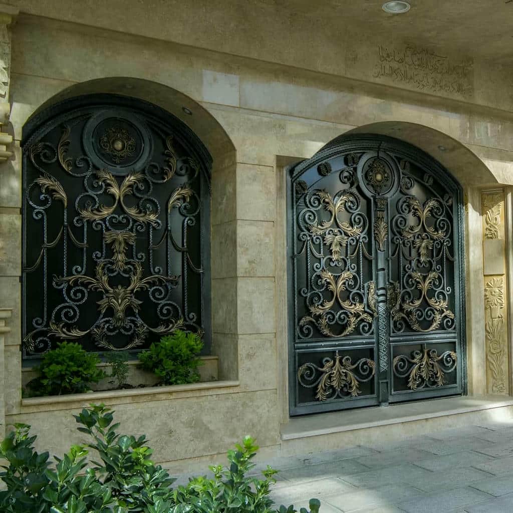 خرید درب حیاط فرفورژه مدرن در زاهدان