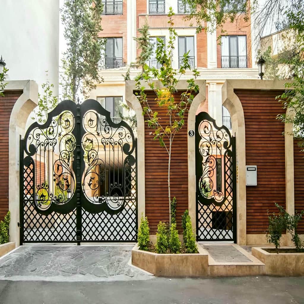 فروش درب حیاط فرفورژه پروفیل سنگین در ساوه