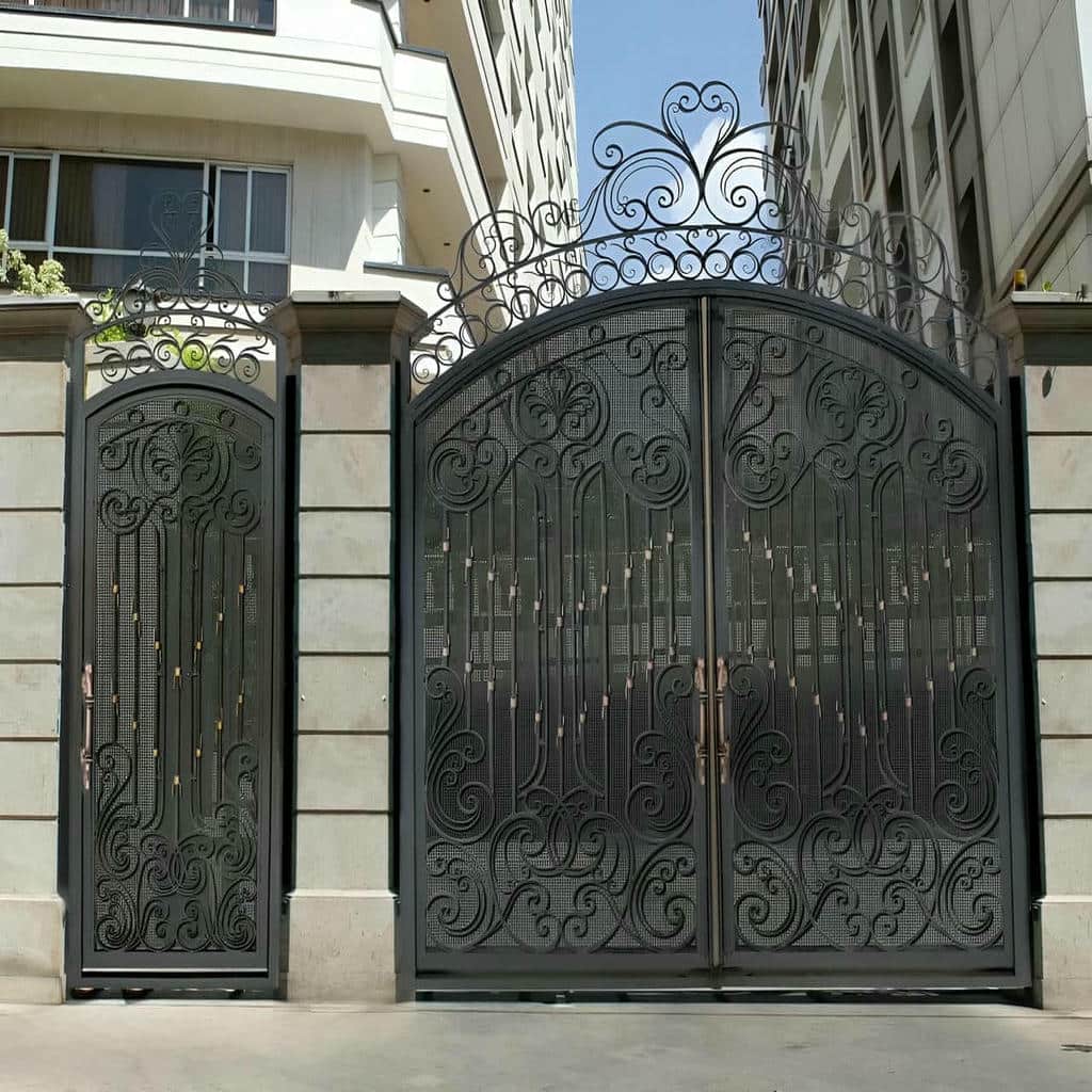 فروش درب حیاط فرفورژه پروفیل سنگین در ارومیه