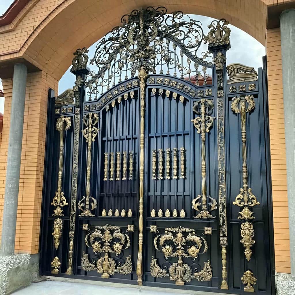 قیمت درب حیاط فرفورژه سفارشی در سقز