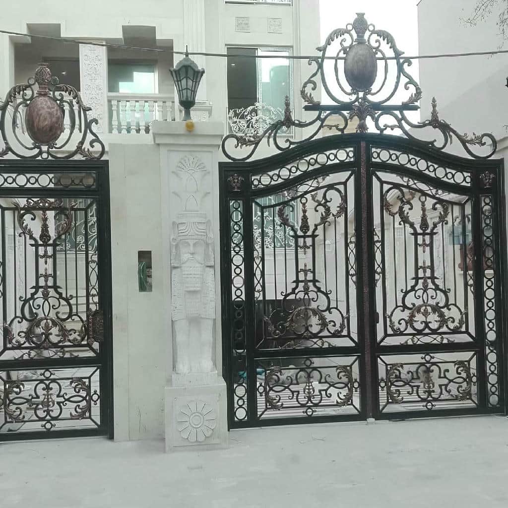 درب حیاط فرفورژه در اهواز