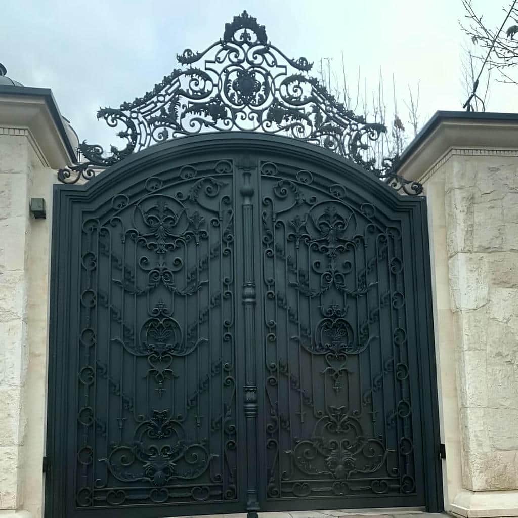 قیمت درب حیاط فرفورژه رنگ کوره ای در کمال شهر