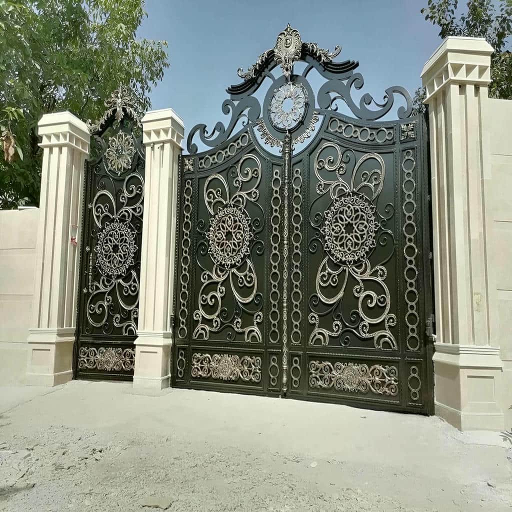 قیمت درب حیاط فرفورژه کلاسیک در شیراز