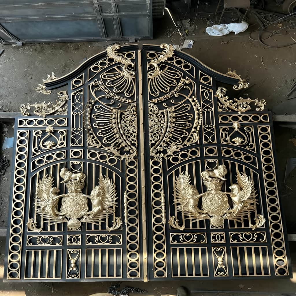 نصب درب حیاط فرفورژه ویلایی در بابل