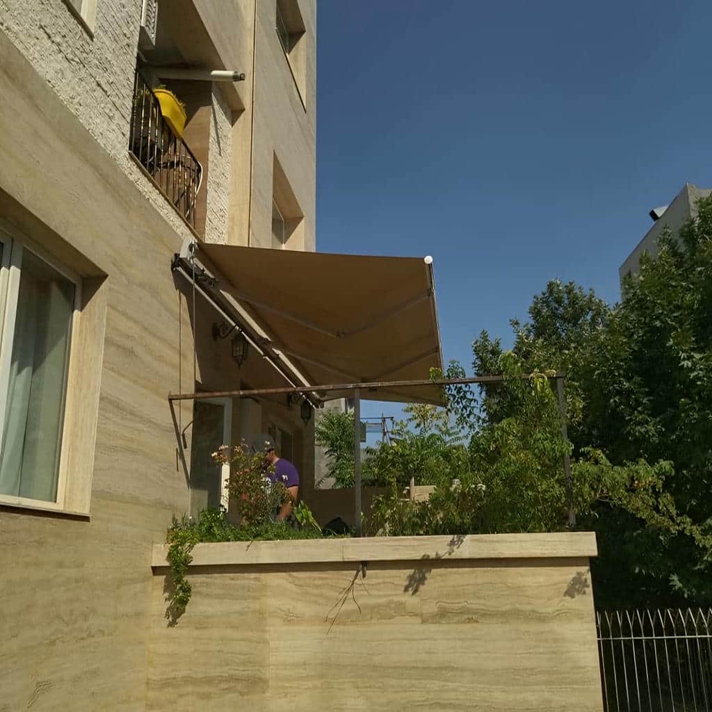 خرید سایبان برقی بازویی اتوماتیک در شهرکرد