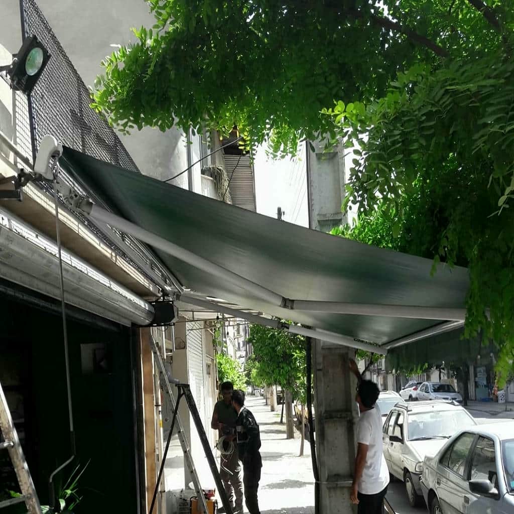قیمت سایبان برقی پارچه مقاوم در اصفهان
