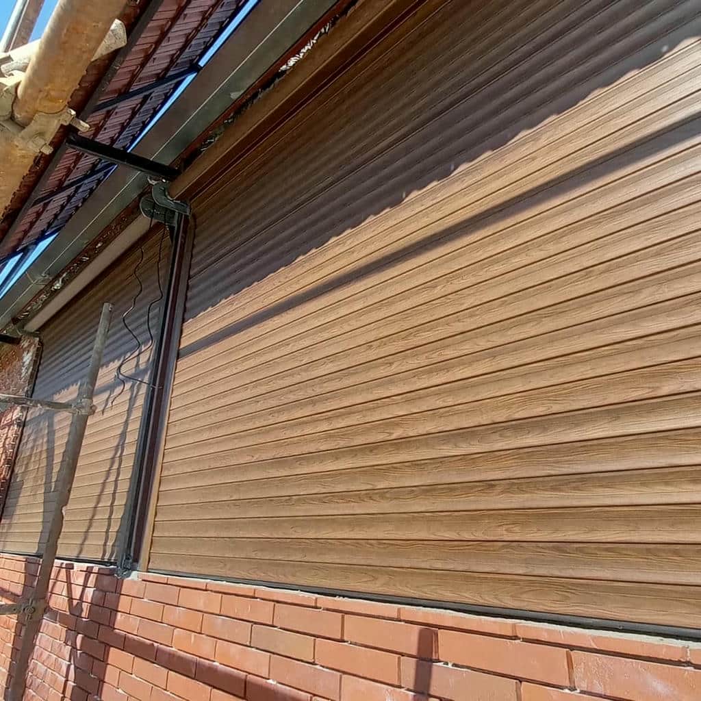 کارخانه کرکره برقی درب کرکره‌ای پارکینگ در اراک