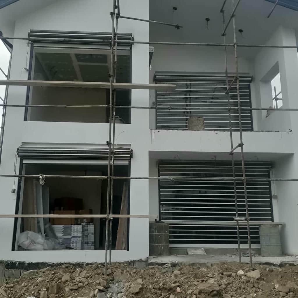 کارخانه کرکره برقی فولادی در اندیشه