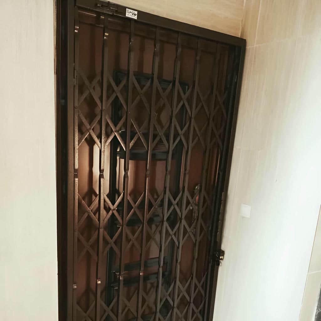 درب آکاردئونی ضد سرقت در آمل