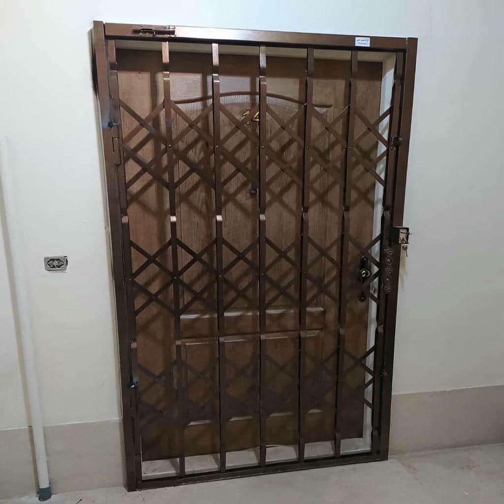 قیمت درب آکاردئونی ضد سرقت سه گل در تبریز