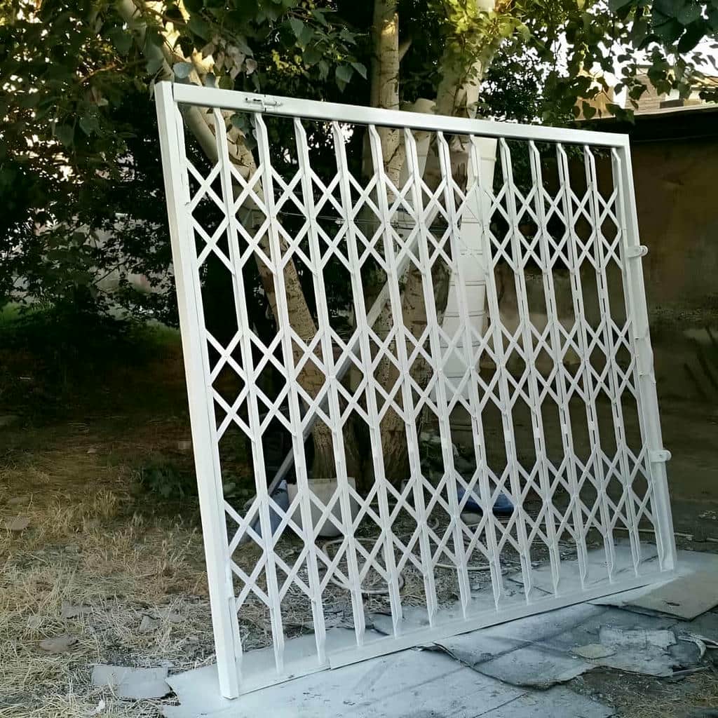 فروش درب آکاردئونی ضد سرقت تمام گل در ایرانشهر