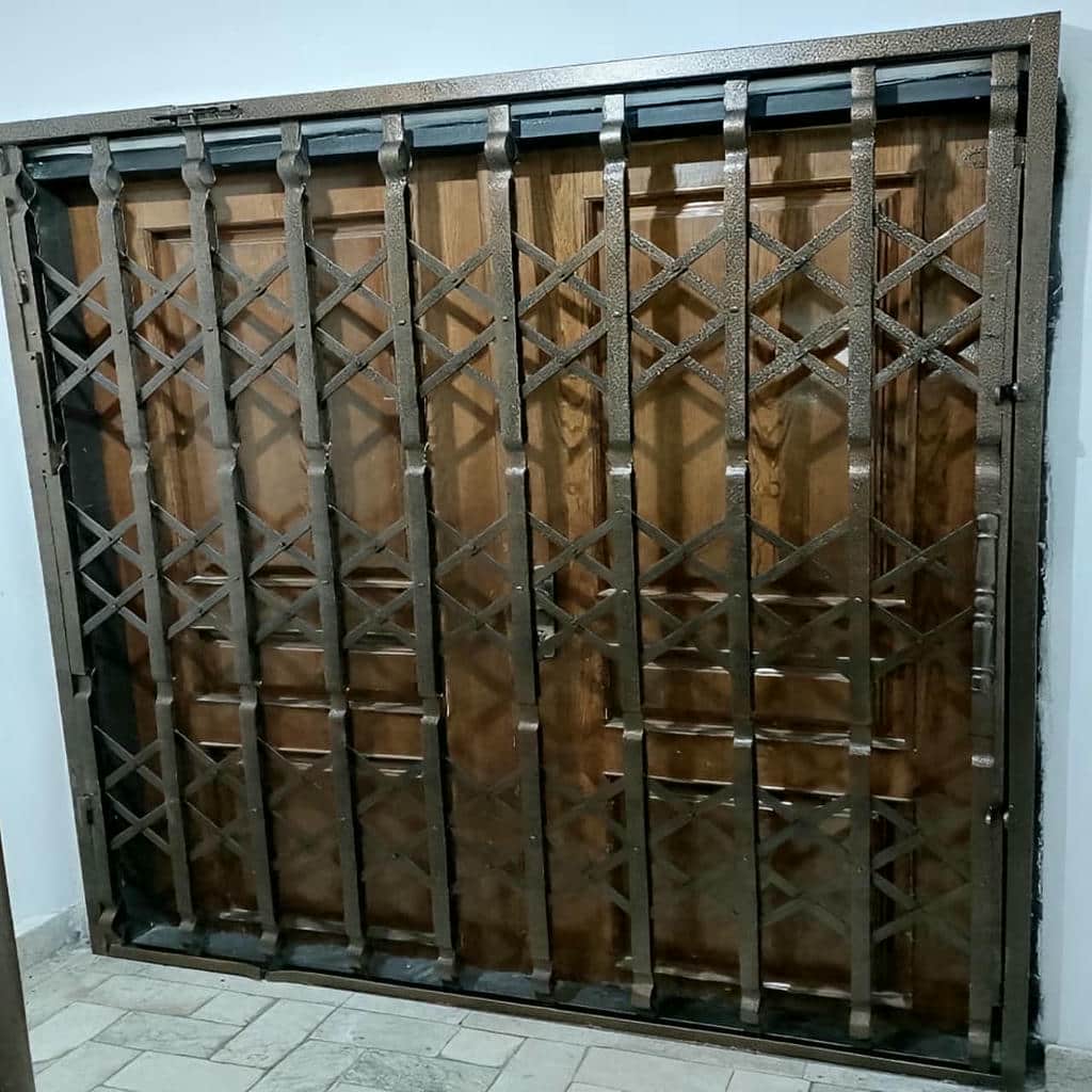 خرید درب آکاردئونی ضد سرقت قفل مخفی در کمال شهر