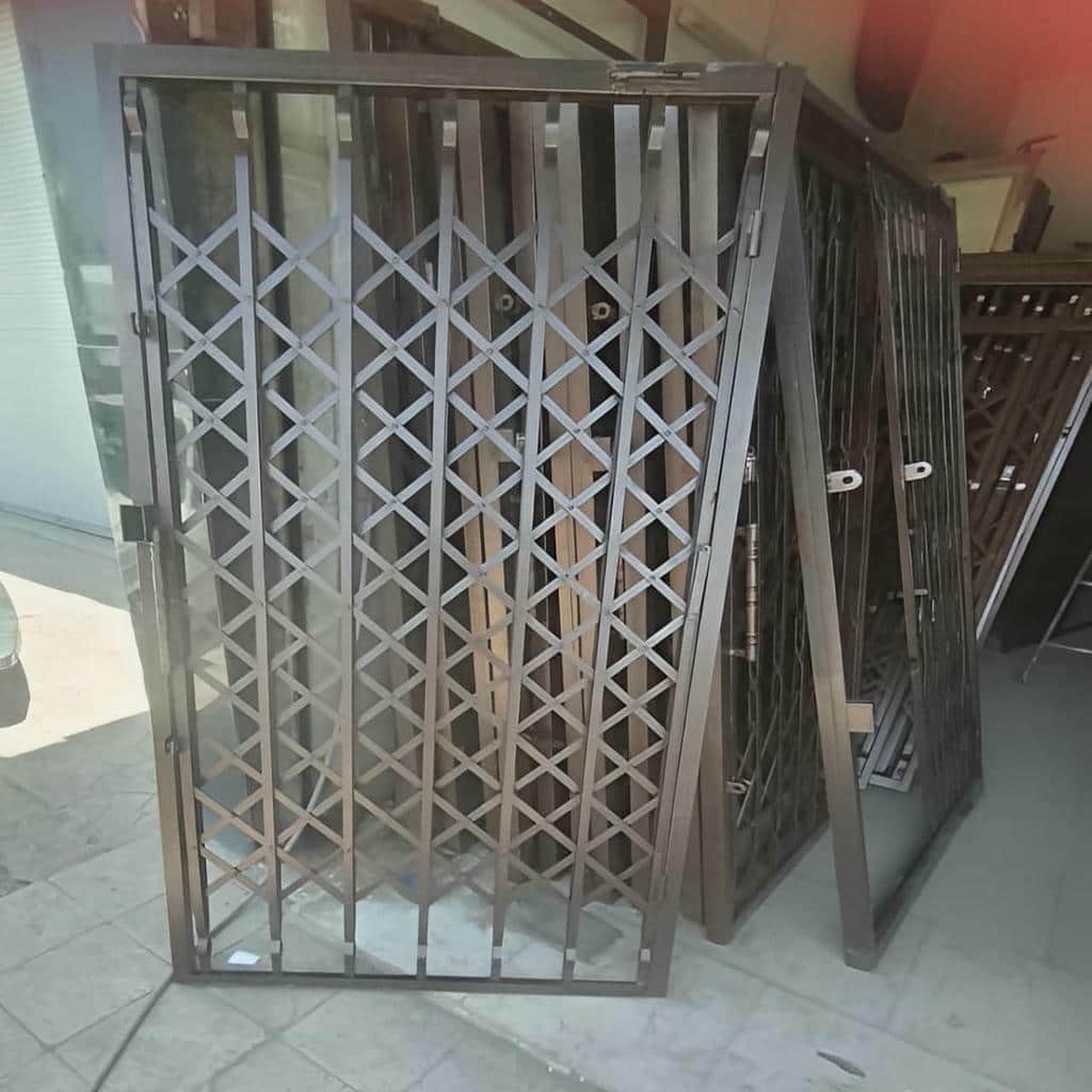 قیمت درب آکاردئونی ضد سرقت سه گل در آبسرد