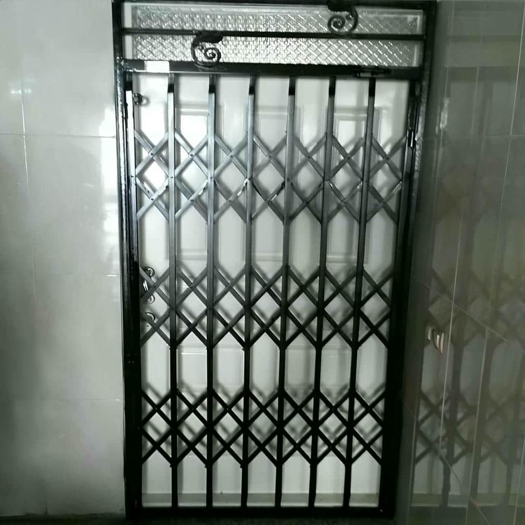 نصب درب آکاردئونی ضد سرقت چهار گل عظیمیه کرج