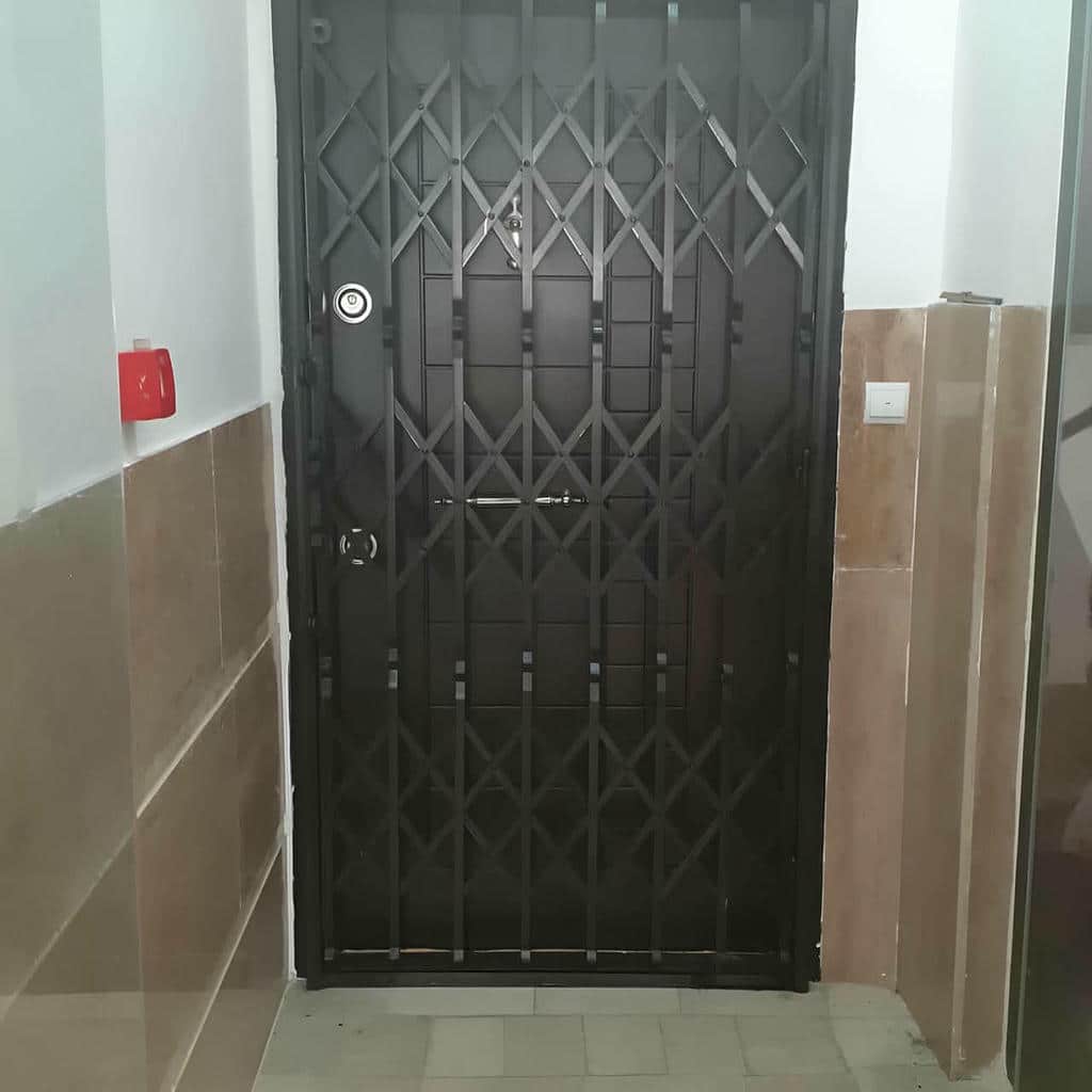 کارخانه درب آکاردئونی ضد سرقت تسمه تقویت شده در کمال شهر
