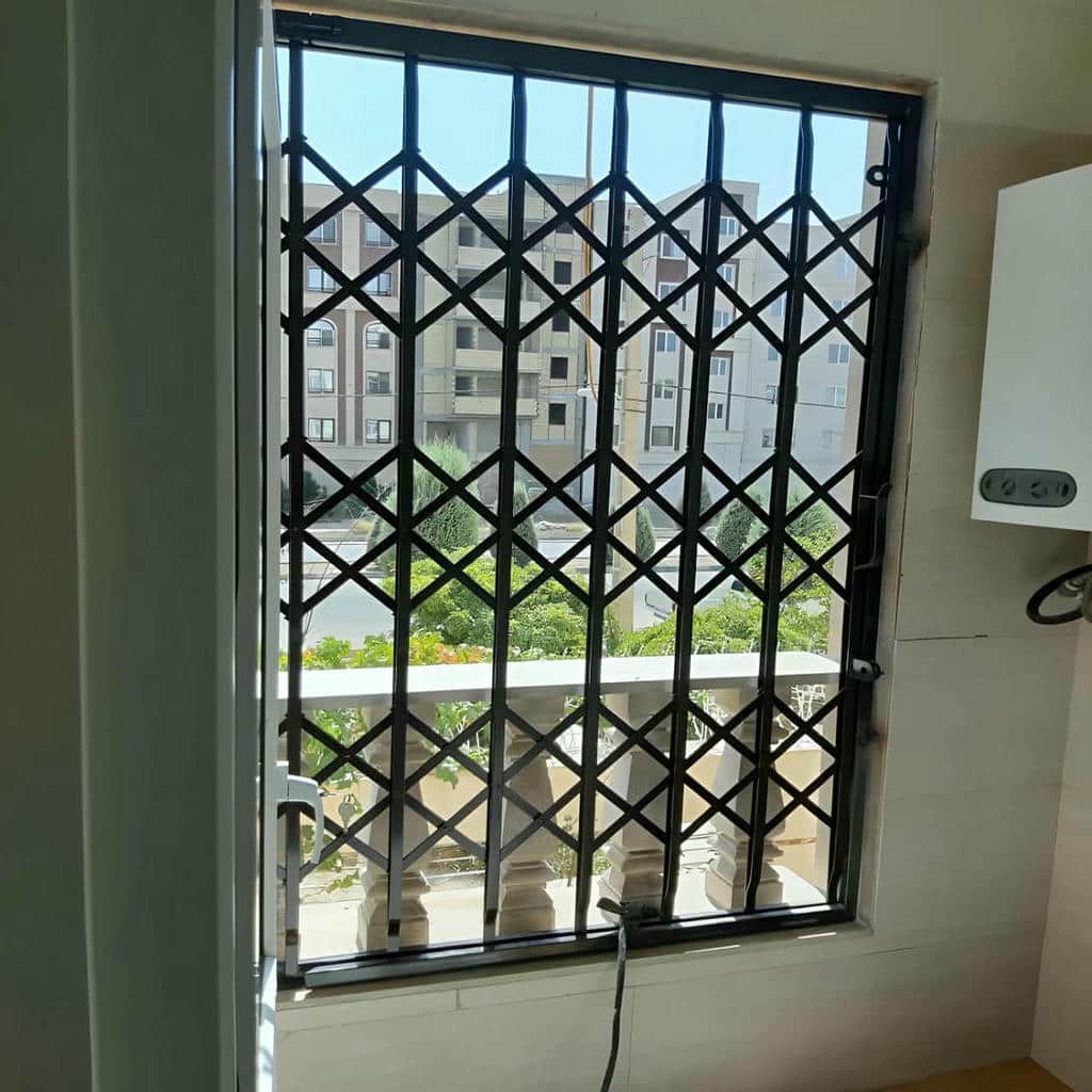 قیمت درب آکاردئونی ضد سرقت سه گل در اشتهارد