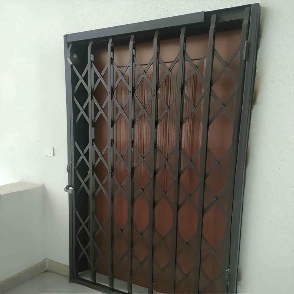درب آکاردئونی ضد سرقت در مریوان