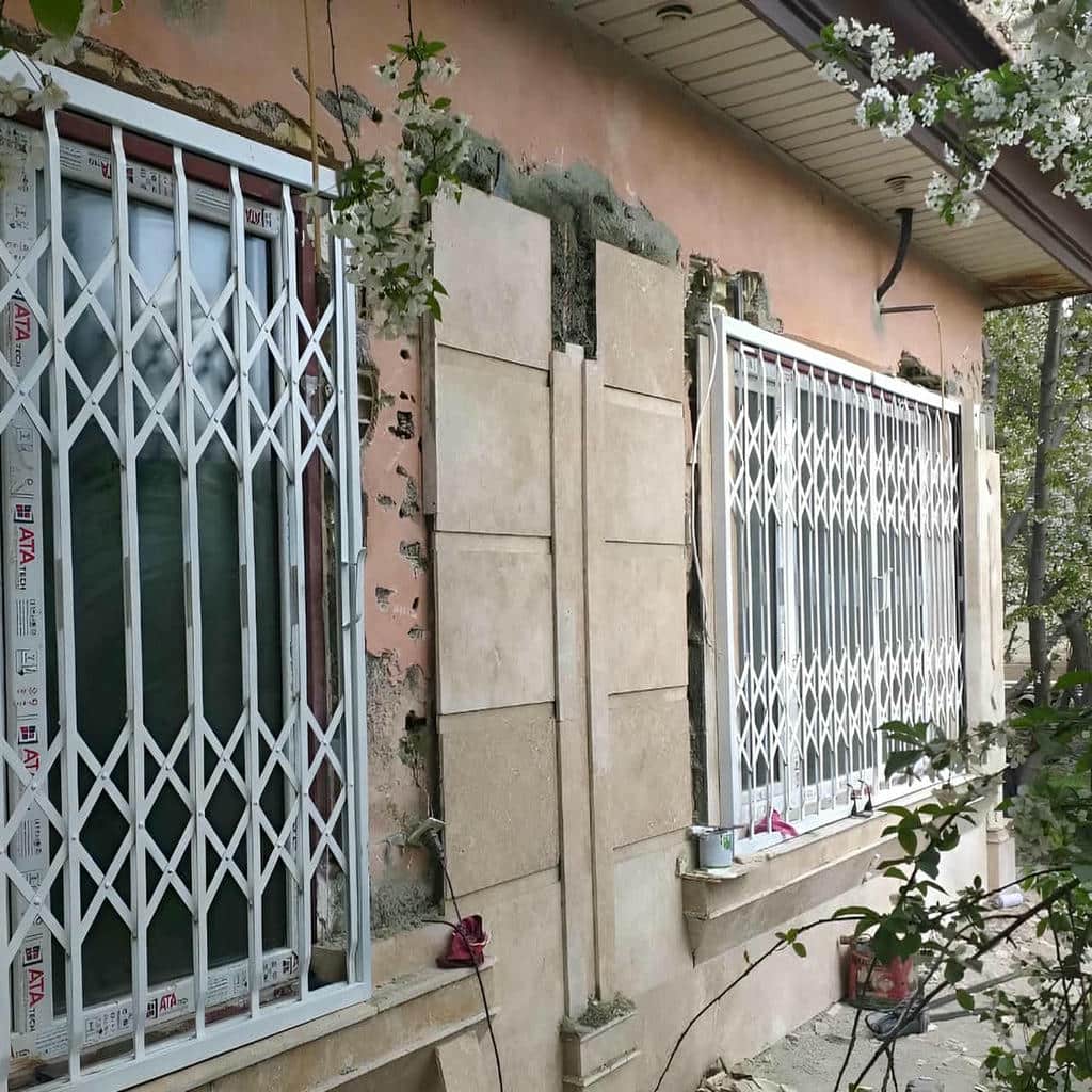 درب آکاردئونی ضد سرقت در ایرانشهر