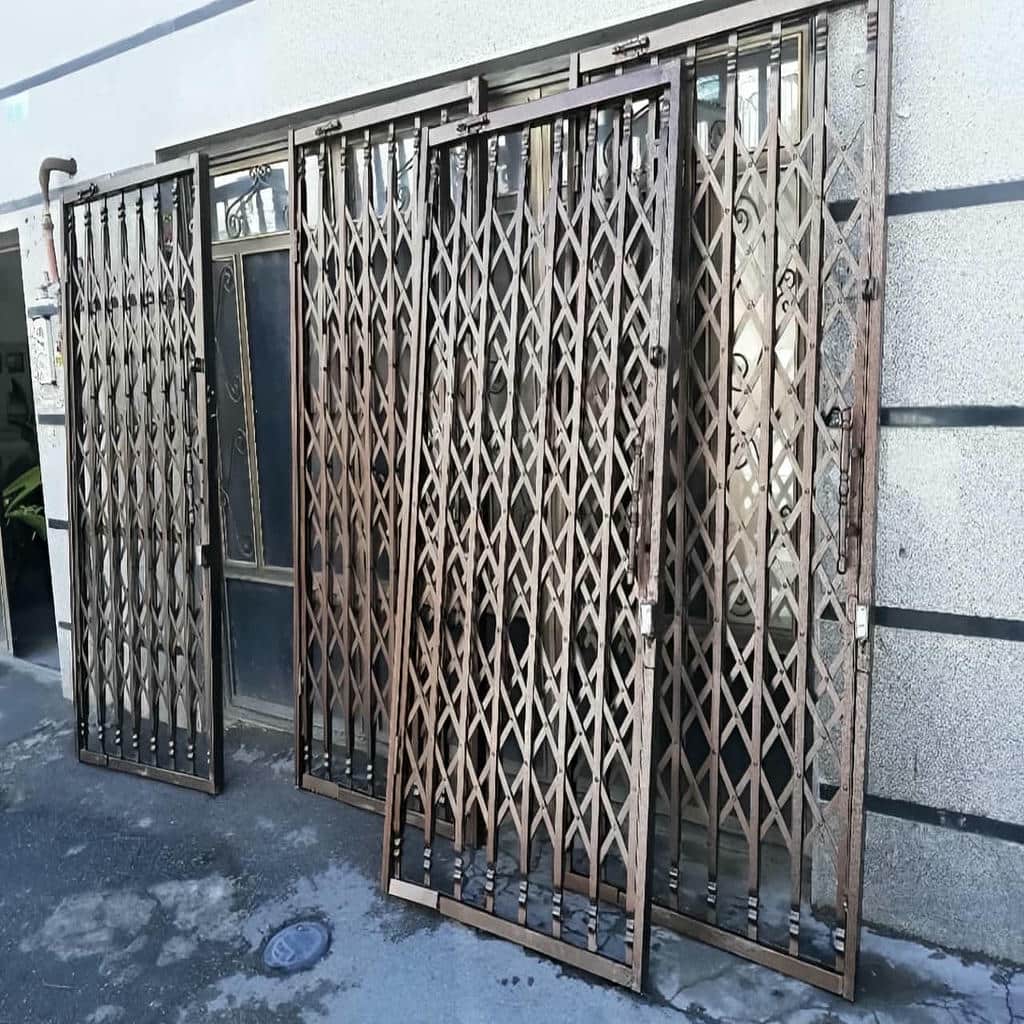 خرید درب آکاردئونی ضد سرقت قفل مخفی در لواسان خرید درب آکاردئونی ضد سرقت قفل مخفی در لواسان