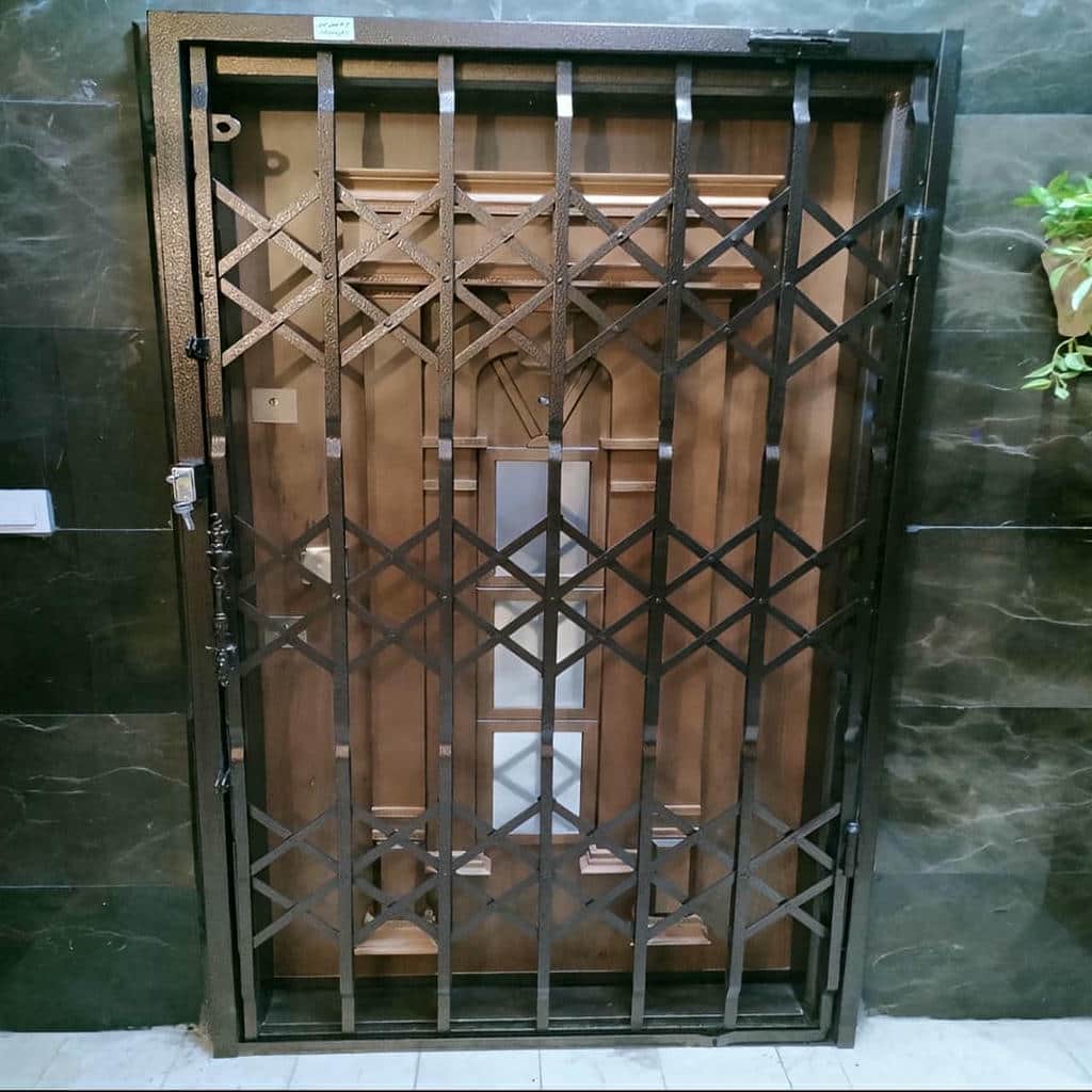 قیمت درب آکاردئونی ضد سرقت سه گل در ساری