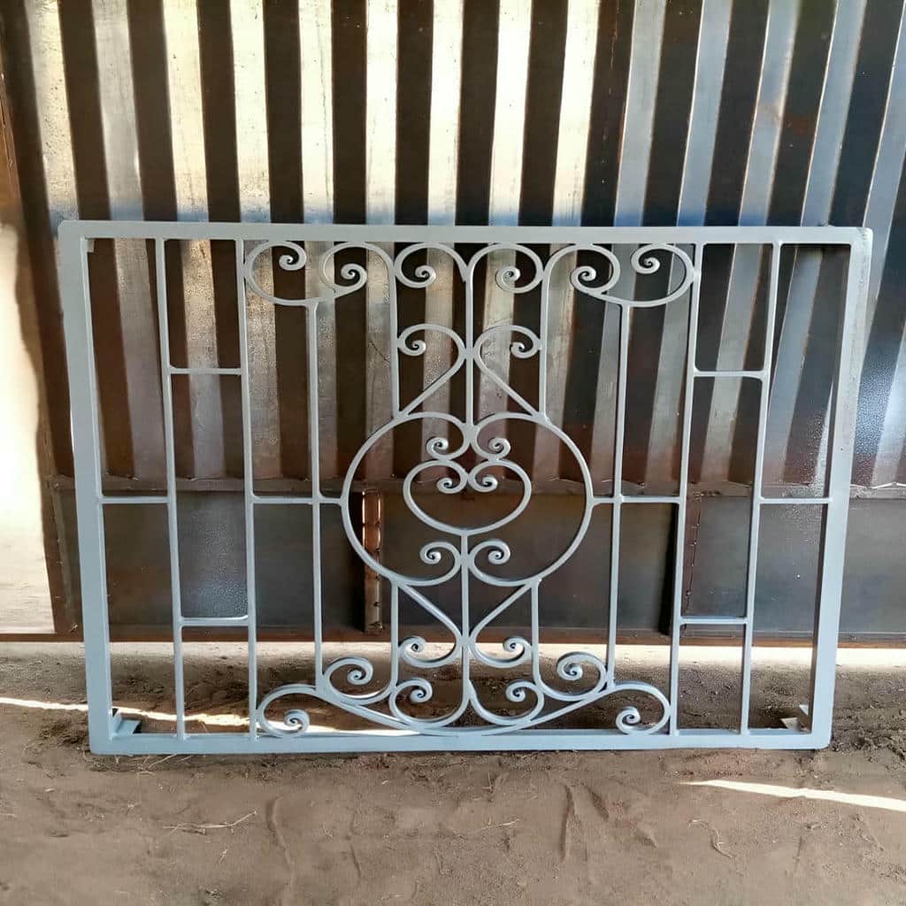 نصب حفاظ پنجره مدرن هندسی در چابهار