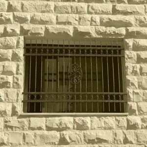 حفاظ پنجره در آبسرد