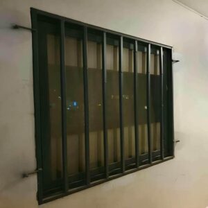 حفاظ پنجره در پرند