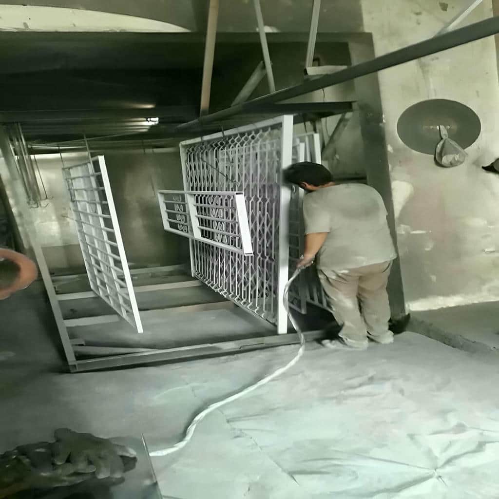 نصب حفاظ پنجره مدرن هندسی در ملارد