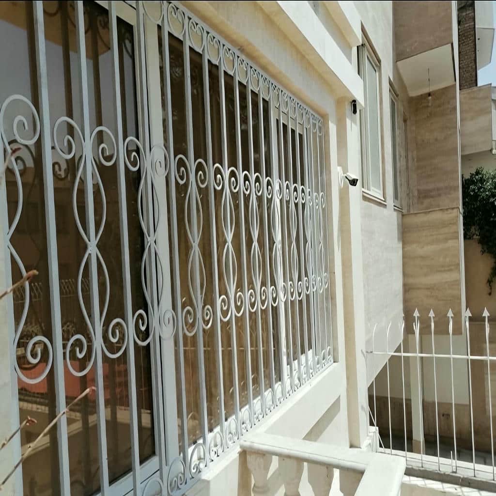 نصب حفاظ پنجره آهنی ساده in ساری