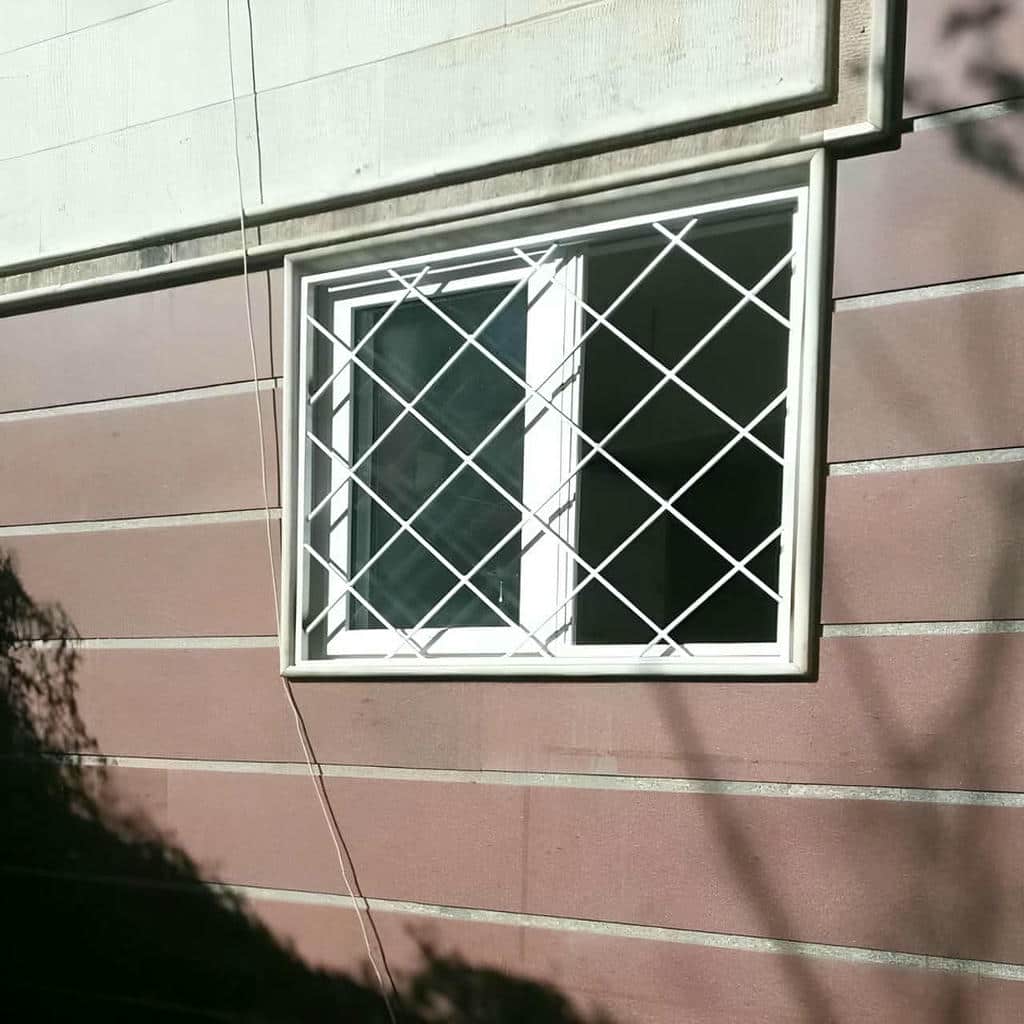 خرید حفاظ پنجره ساده آهنی در پرند