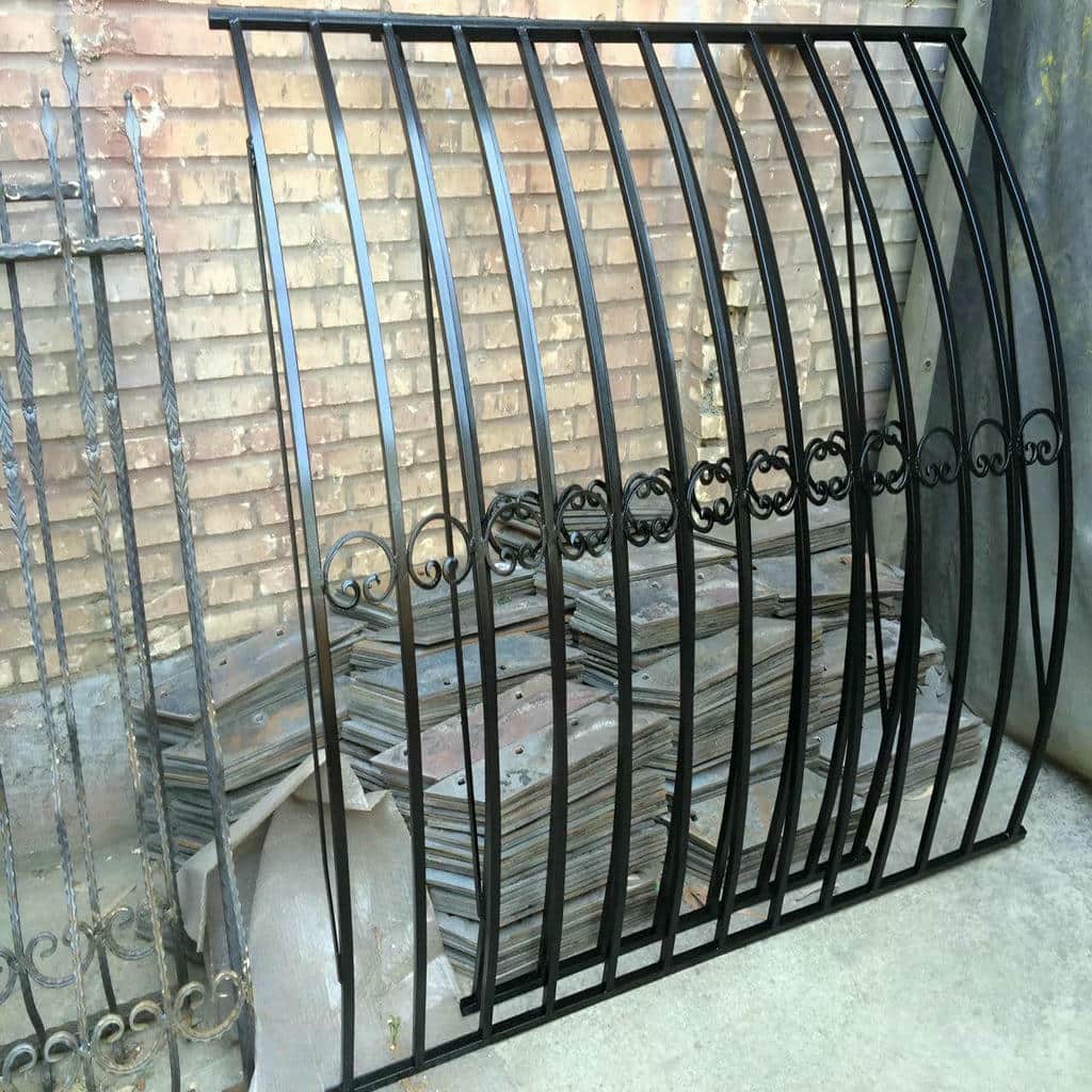 نصب حفاظ پنجره مدرن هندسی در سیرجان