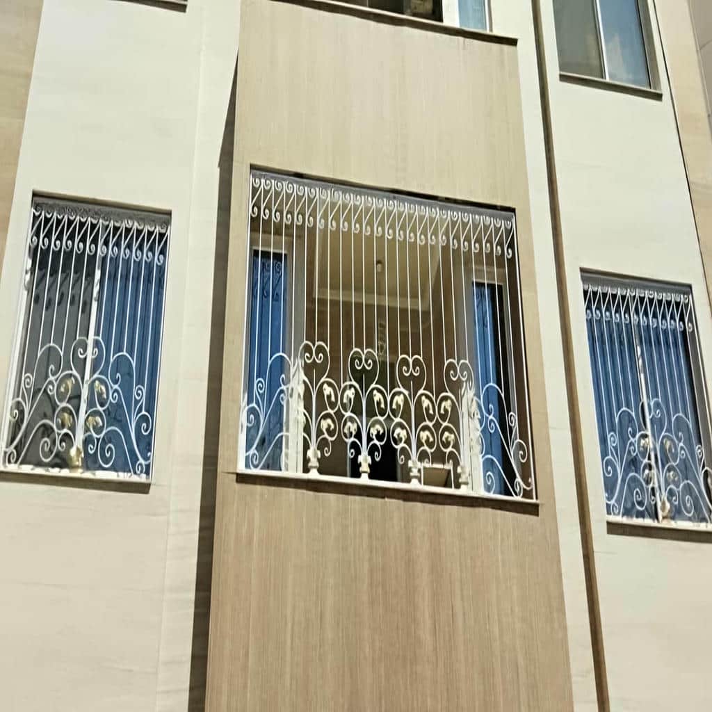فروش حفاظ پنجره لوکس ویلایی در همدان