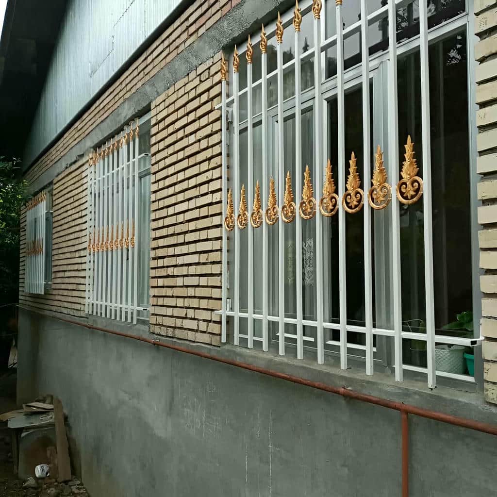 نصب حفاظ پنجره مدرن هندسی در فشم