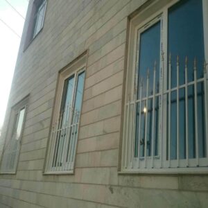 حفاظ پنجره در همدان