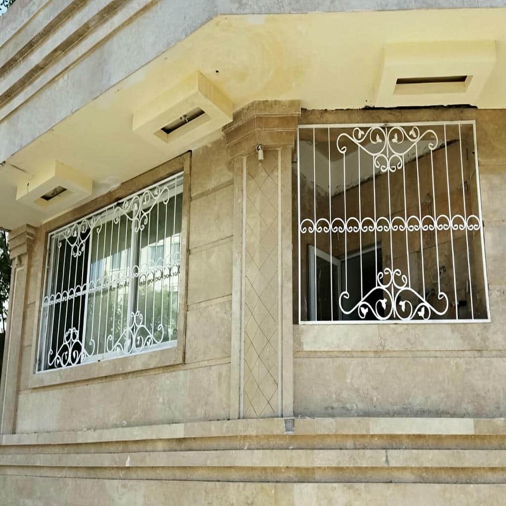 خرید حفاظ پنجره فرفورژه کلاسیک در تبریز