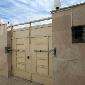 جک درب پارکینگ در ارومیه