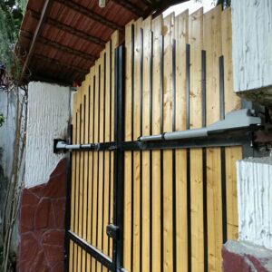 جک درب پارکینگ در شیراز