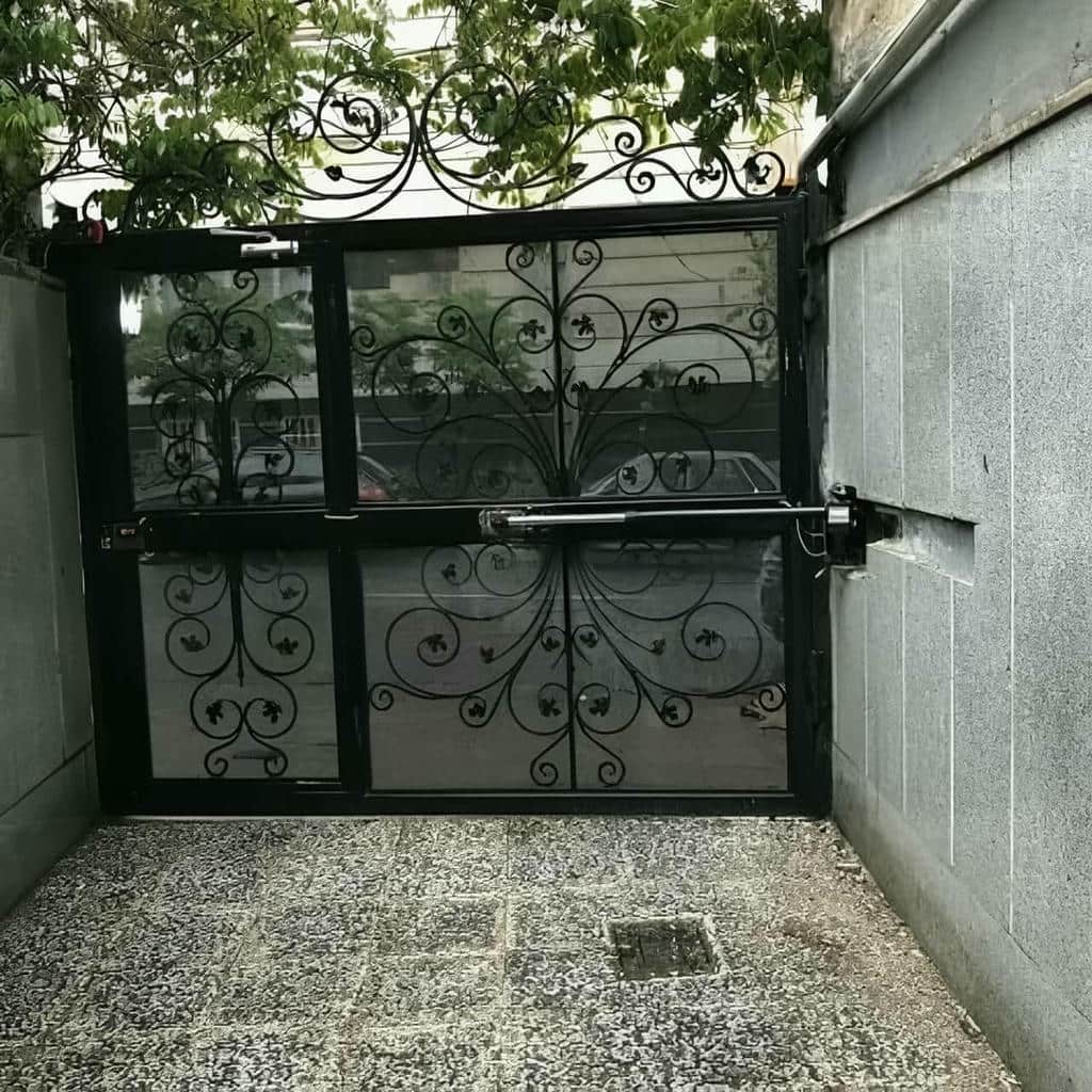 جک درب پارکینگ در طالقان