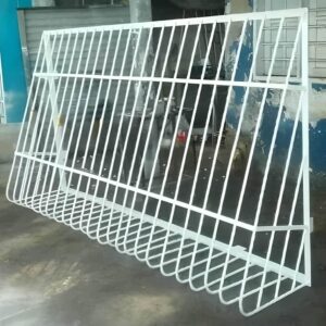 حفاظ پنجره در بندر لنگه