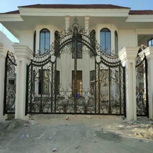 درب حیاط فرفورژه در شیراز