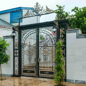 درب حیاط فرفورژه در اصفهان