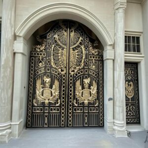 درب حیاط فرفورژه در نوشهر