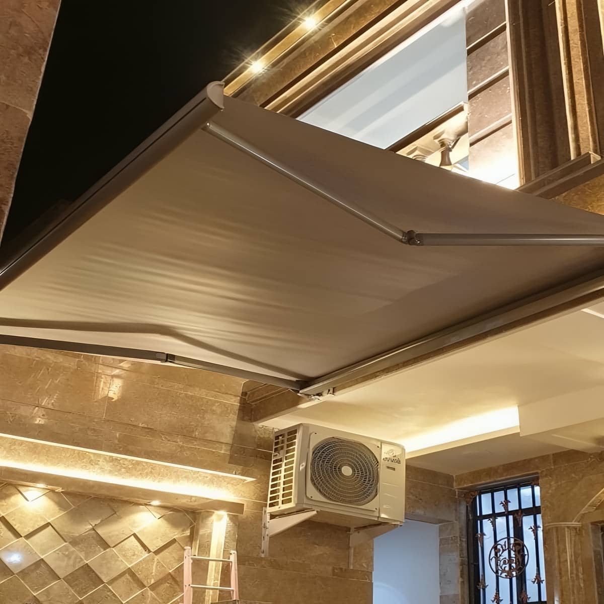 سایبان برقی ضد UV با پارچه مقاوم برای تابستان