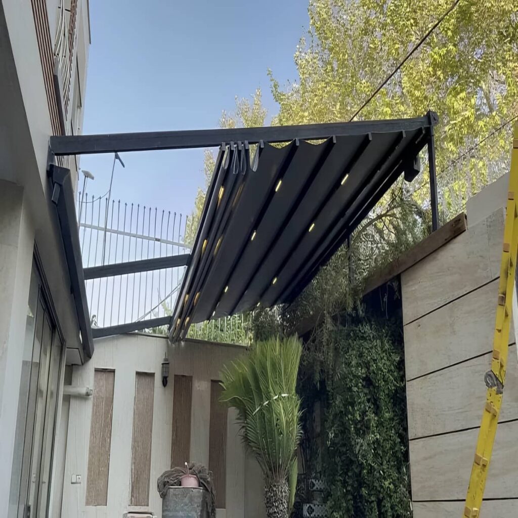 سفارش سقف برقی متحرک با سنسور باد و باران سفارش سقف برقی متحرک با سنسور باد و باران